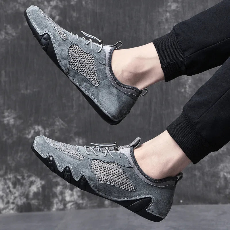 Atmungsaktive Herren Slipper ⎜ Bequeme Freizeitschuhe aus Leder für Alltag und Fahrten