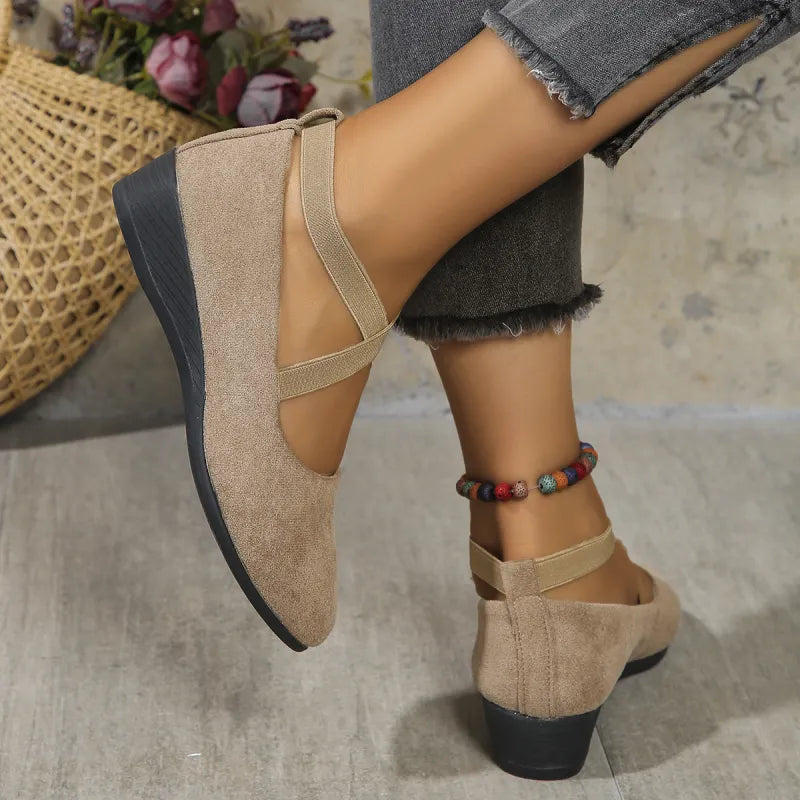Wedge-Pumps für Damen ⎜ Bequeme Schuhe mit Kreuzriemen für Alltag und eleganten Look
