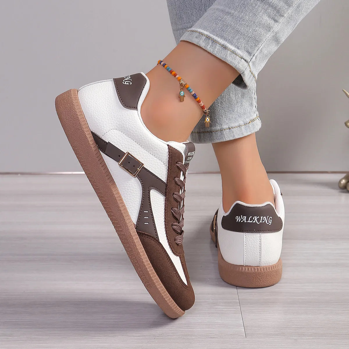 Sneaker für Damen ⎜ Bequeme Schuhe mit Klassischem Design und Rundem Zehenbereich für Alltag und Komfort