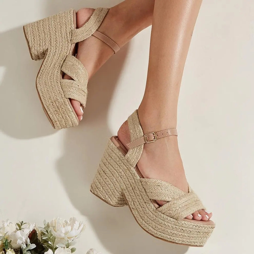 Plateausandalen für Damen ⎜ Sommerliche Keilschuhe mit Juteseil und Bequemem Blockabsatz für Alltag