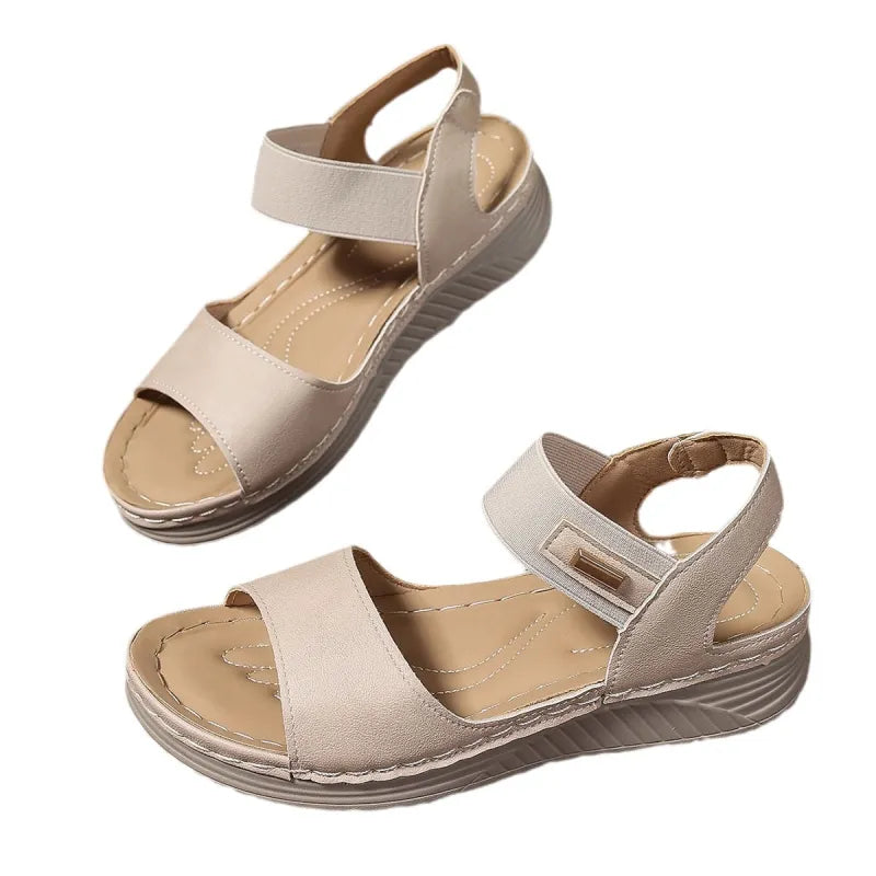 Keilsandaletten für Damen ⎜ Bequeme Sommerschuhe mit Klettverschluss und rutschfester Sohle