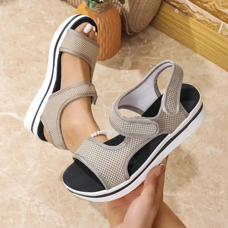 Plattform-Sandalen für Damen ⎜ Komfortable Velcro-Straps mit Zehenfreischnitt für den Sommer
