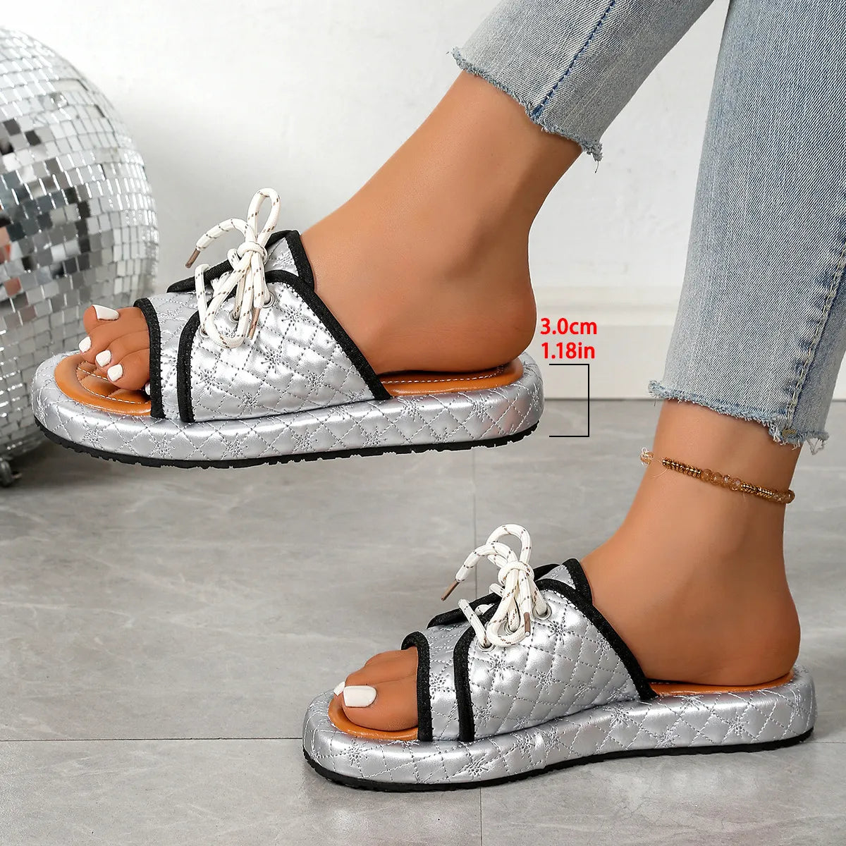 Bequeme Sandalen für Damen ⎜ Slip-ons mit Schnürung und gepolsterter Sohle für maximalen Komfort