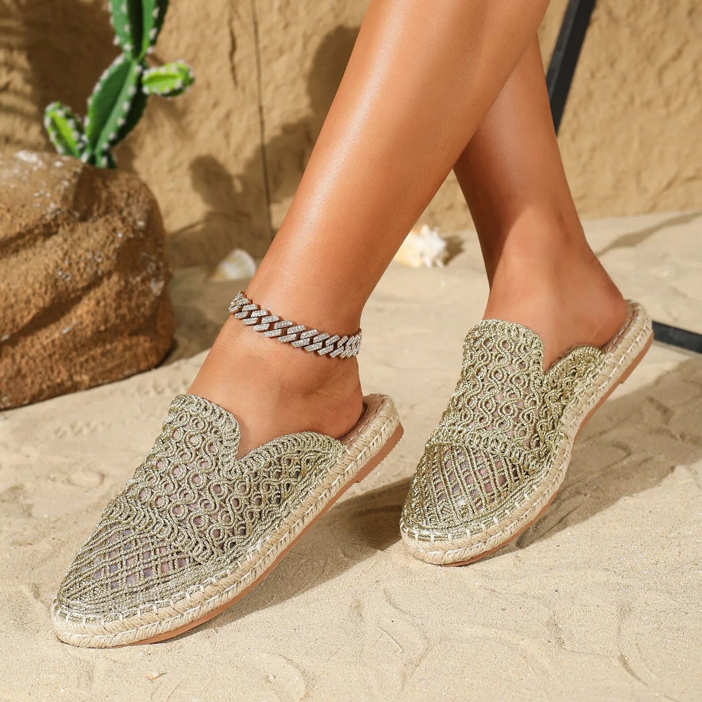 Damen Halbschlupfschuhe mit Geschlossener Kappe ⎜ Luftiges Design und Bequeme Passform für Sommer und Freizeit