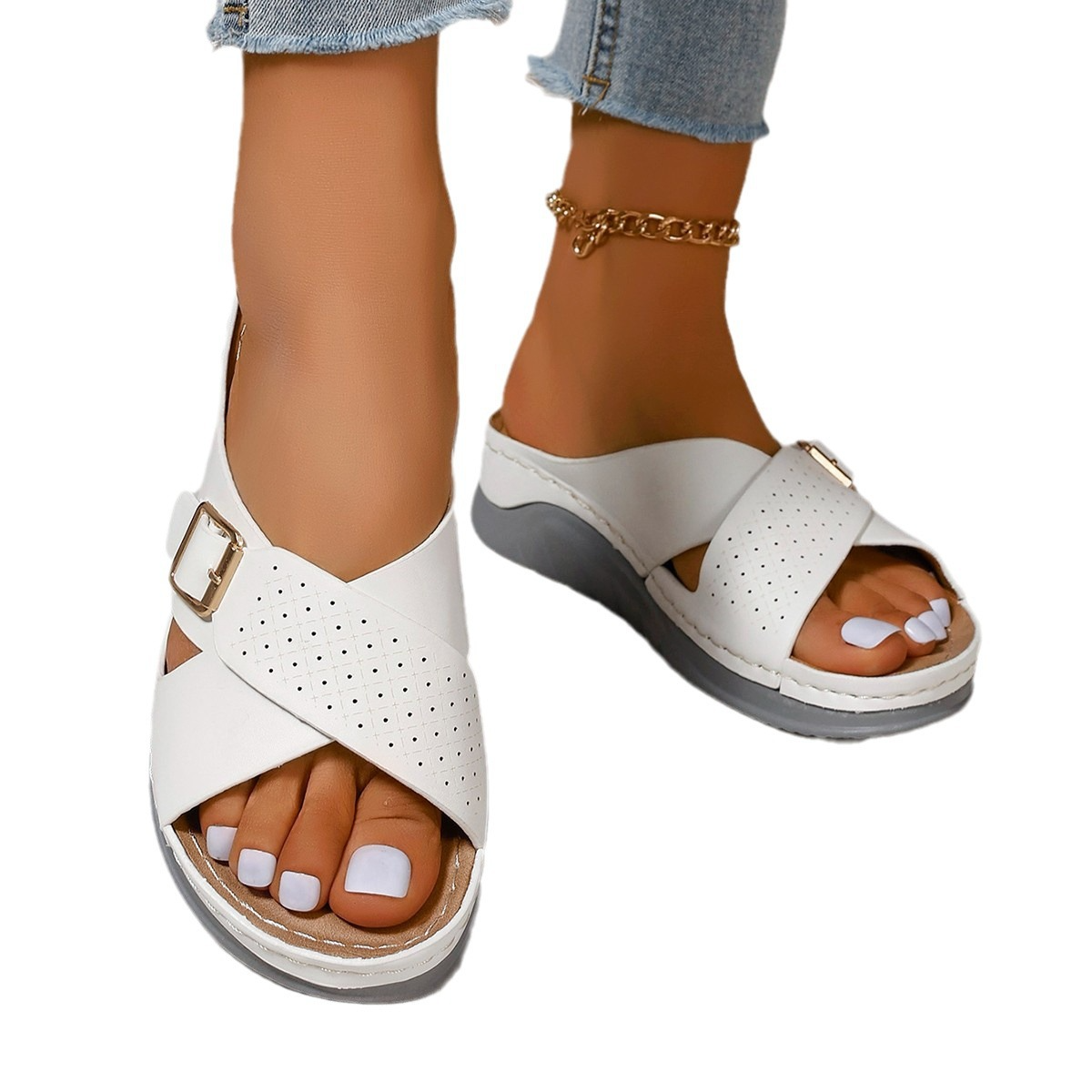 Bequeme Damen Pantoletten mit Kreuzriemen ⎜ Rutschfeste Sommerschuhe mit weichem Fußbett und Keilabsatz