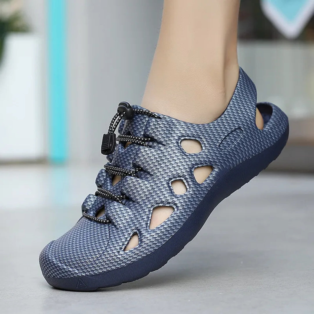 Casual Sandalen für Herren ⎜ Weiche Rutschfeste Outdoor-Strandschuhe mit Lochdesign