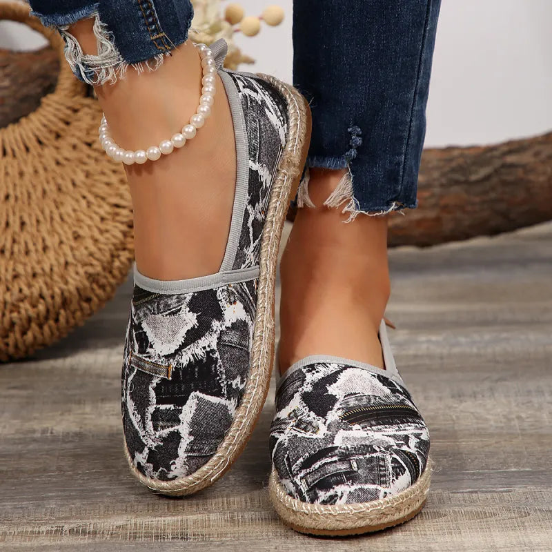 Espadrilles für Damen ⎜ Bequeme Slip-On Schuhe mit Leopardenmuster für den Sommer und Freizeit