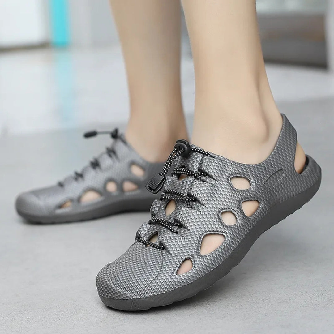 Casual Sandalen für Herren ⎜ Weiche Rutschfeste Outdoor-Strandschuhe mit Lochdesign