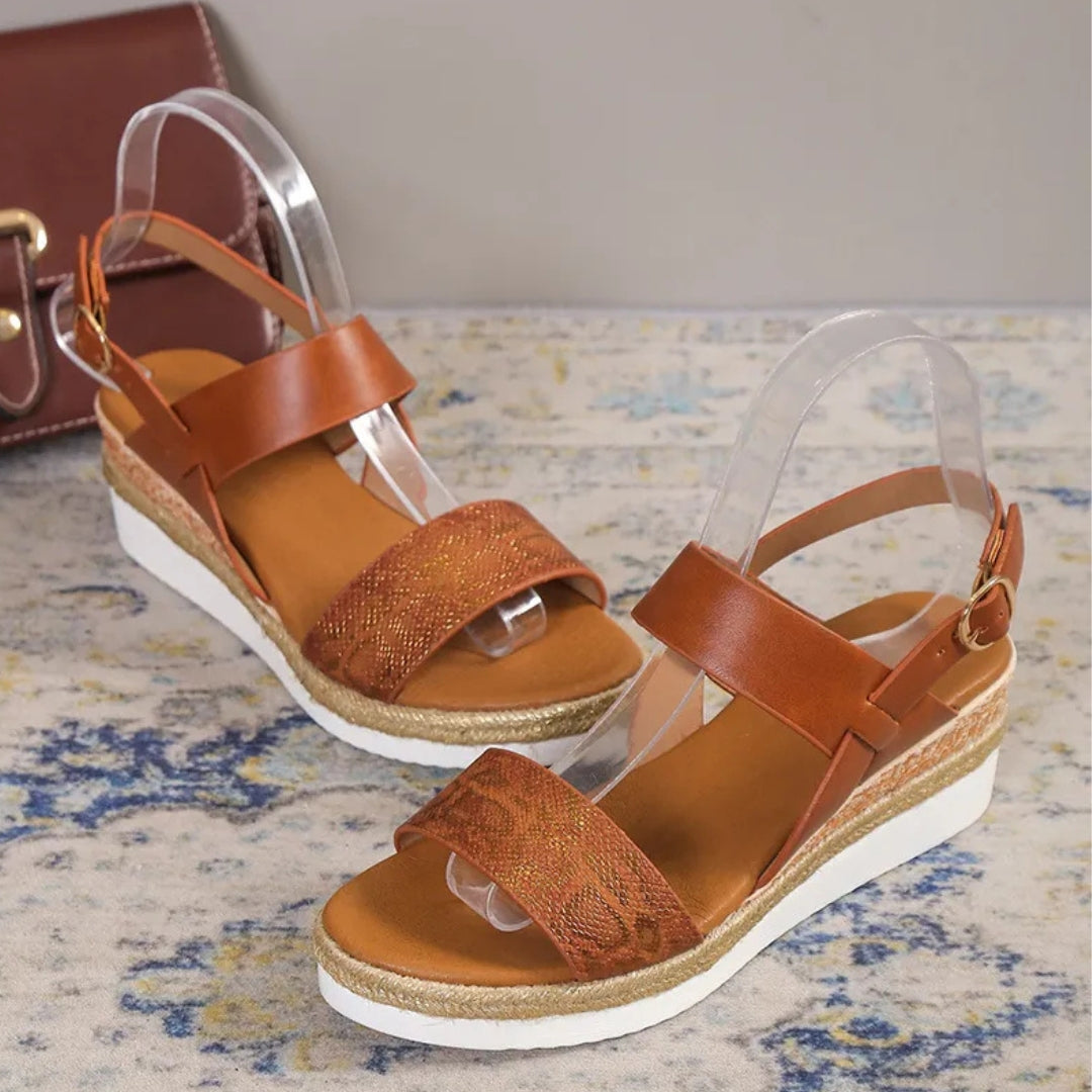 Keilsandalen für Damen ⎜ Bequeme Sommerschuhe mit Breiten Riemen und Weicher Sohle für Sicheren Halt