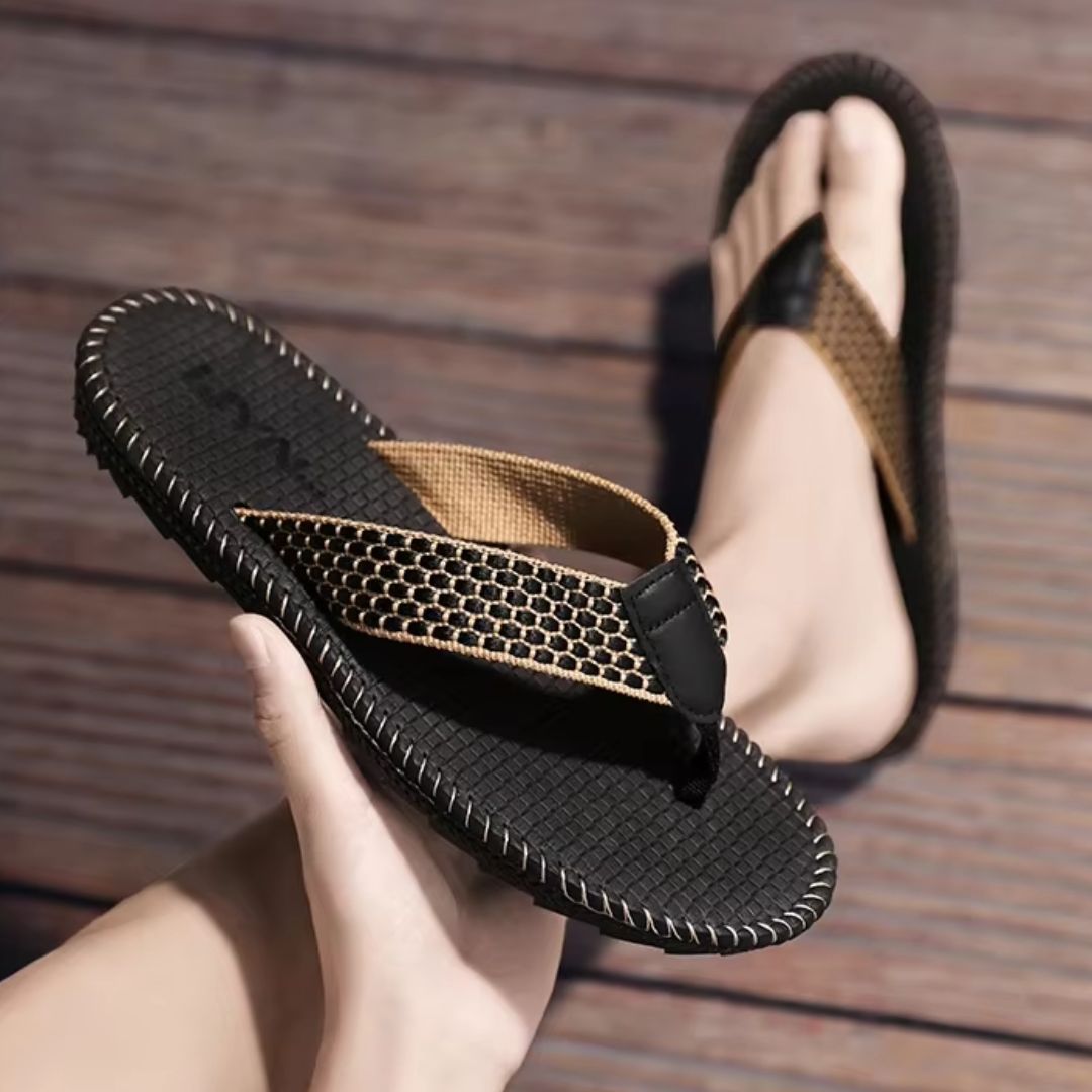 Herren Zehentrenner für den Sommer ⎜ Bequeme Strand-Sandalen mit Rutschfester Sohle und Netzdesign