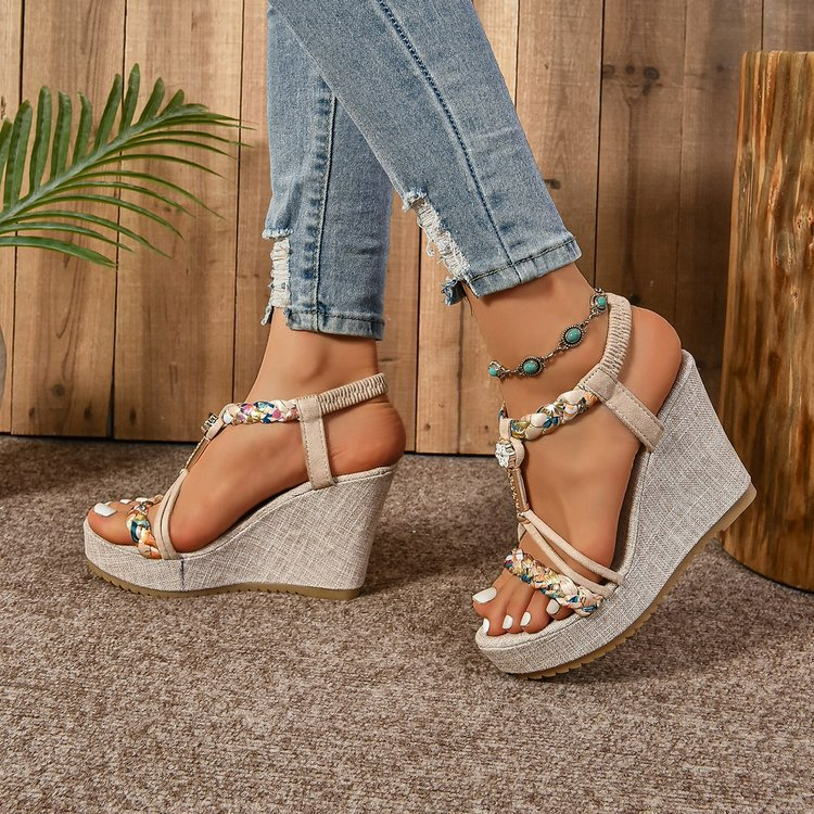 Damen Wedge Sandalen ⎜ Bequeme Schuhe mit Rattan-Optik und funkelnden Strasssteinen