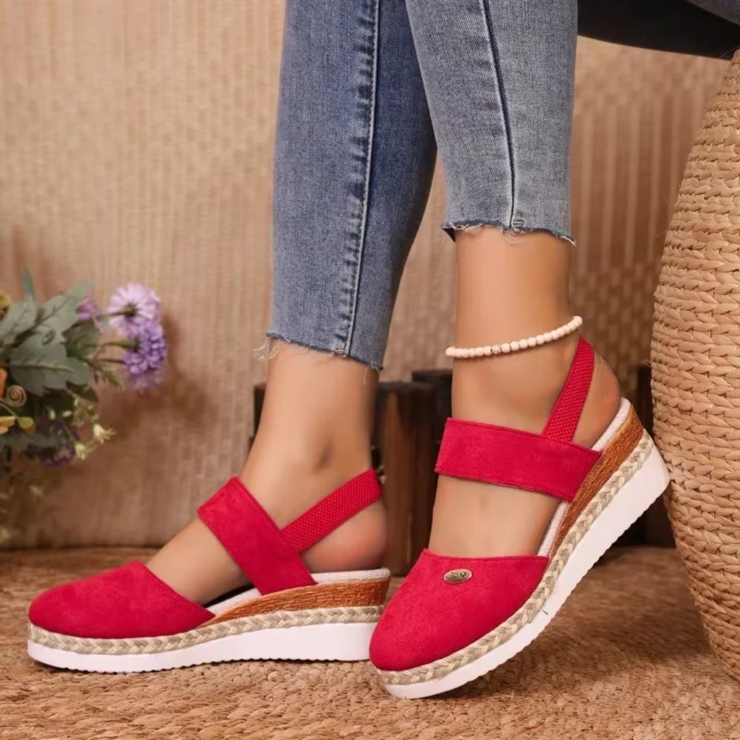 Damen Wedges mit elastischem Band ⎜ Bequeme Espadrilles mit Jute-Rohr-Details und geschlossenem Zehenbereich