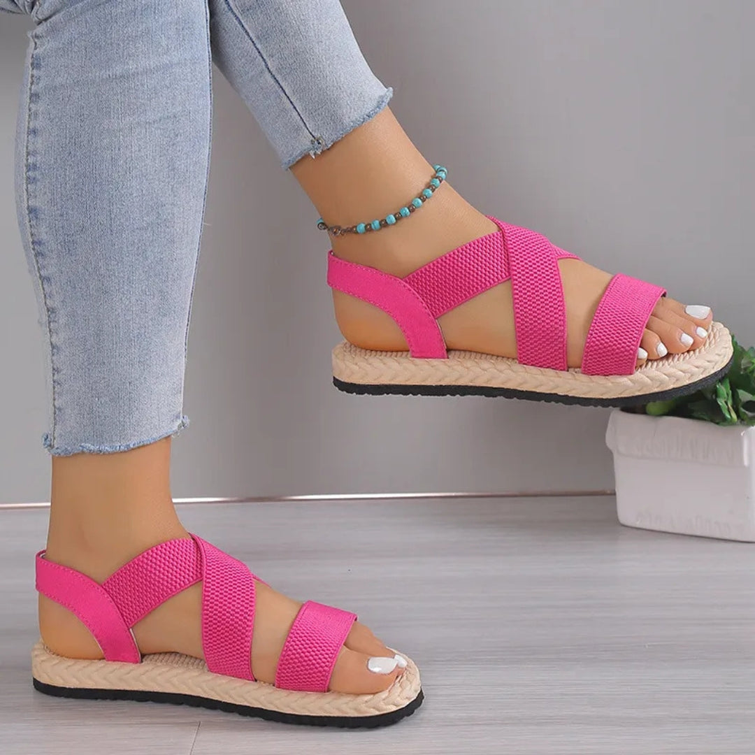 Flache Sandalen für Damen ⎜ Bequeme Sommerschuhe mit Kreuzriemen und Flexibler Bastsohle