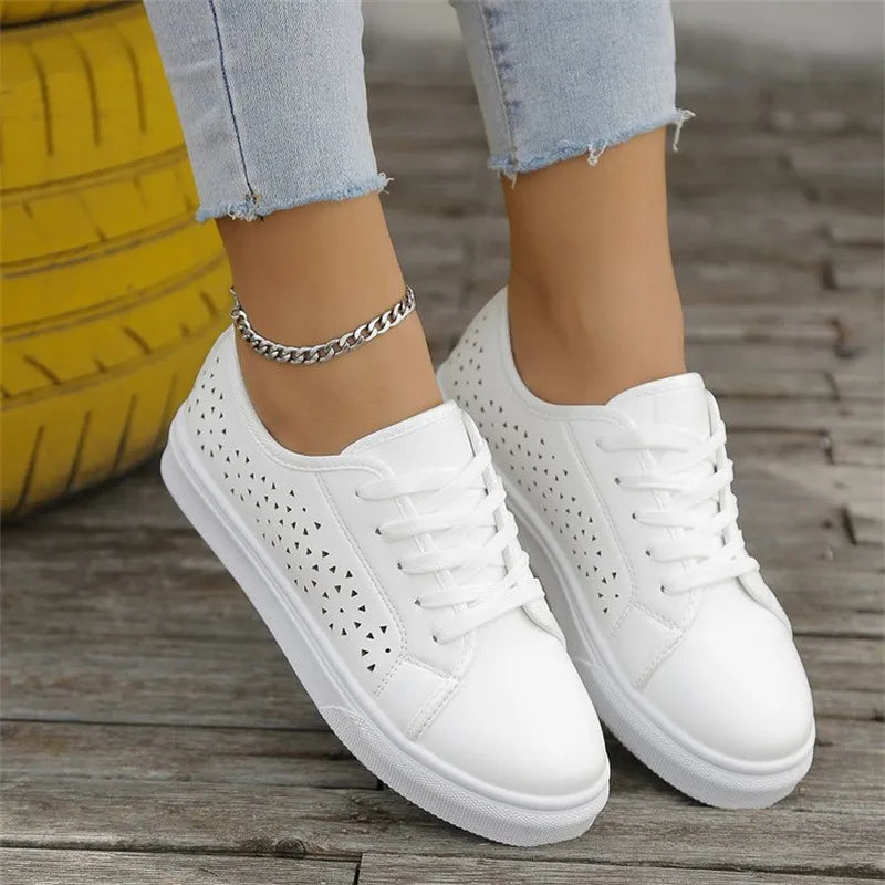 Flache Sneaker für Damen ⎜ Bequeme Schuhe mit Durchbrochenem Design für den Sommer und Freizeit