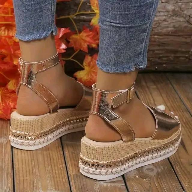 Keilsandaletten für Damen ⎜ Luftige Sommerschuhe mit Cut-Out-Design und offener Fischmaul-Spitze