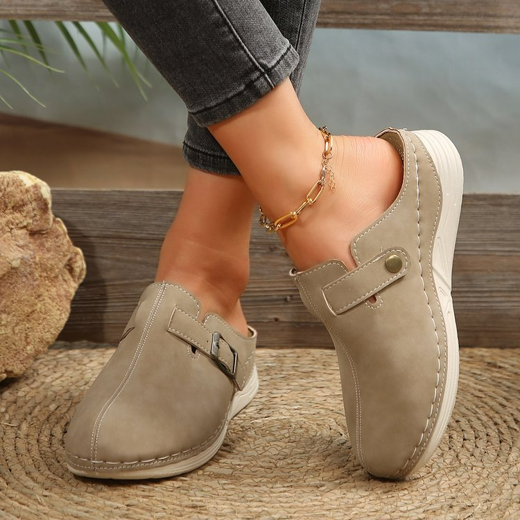 Damen Wedge Slippers mit Metall-Schnalle ⎜ Bequeme Clogs mit Riegelverschluss und trendigem Design
