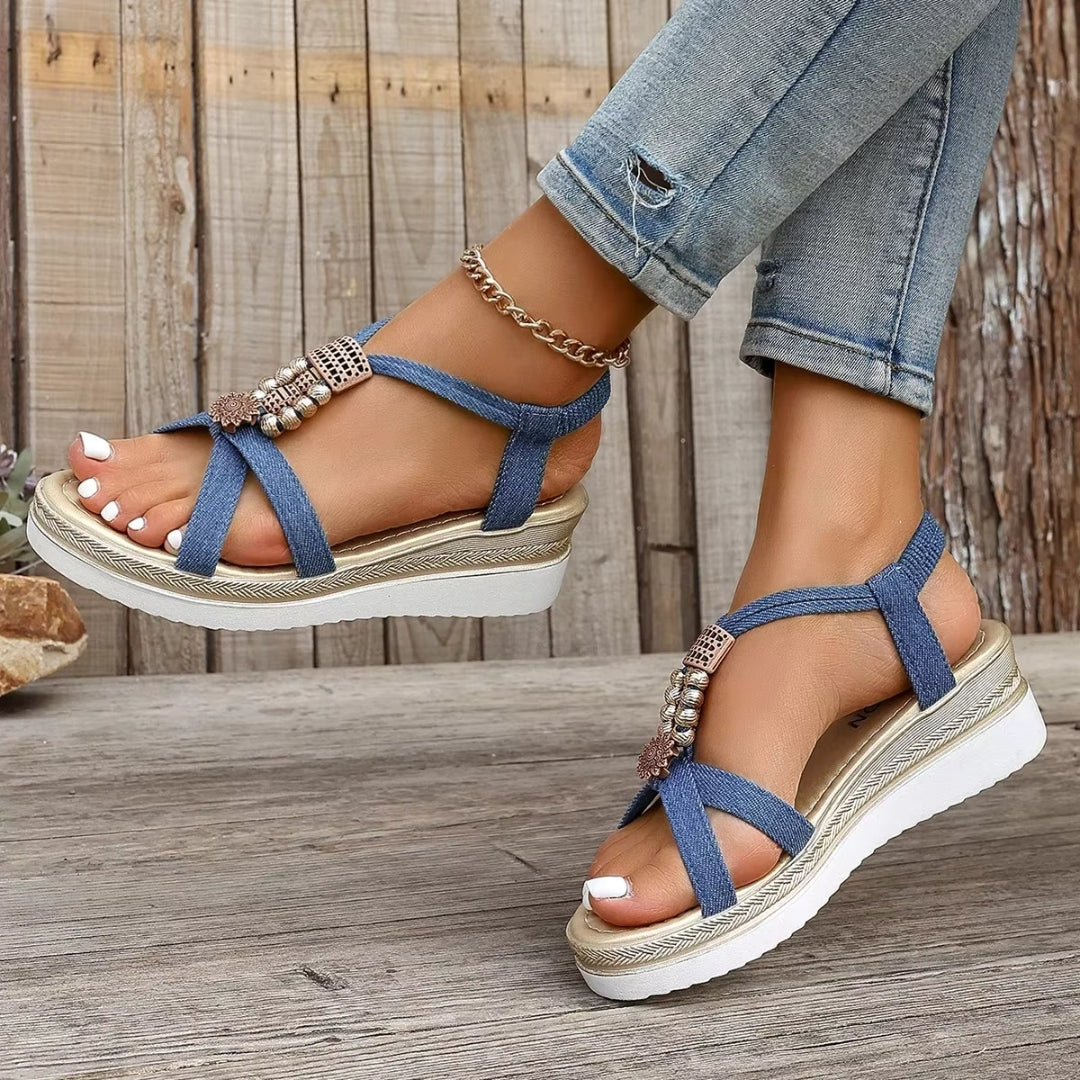 Keilsandalen für Damen ⎜ Offene Sommerschuhe mit Perlenverzierung und Bequemer Rutschfester Sohle