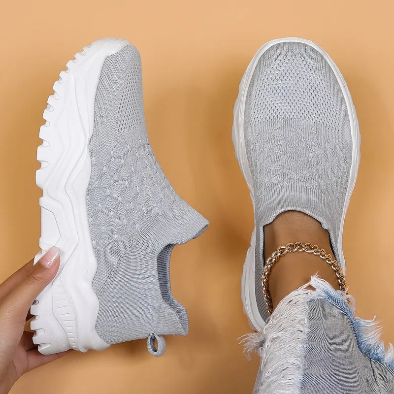 Slip-On Sneaker für Damen ⎜ Bequeme Schuhe mit Atmungsaktivem Design für Alltag und Komfort