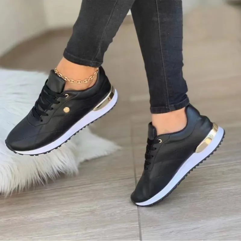 Damen Sneakers ⎜ Bequeme Schnürschuhe mit dicker Sohle und modischen Akzenten für den Alltag