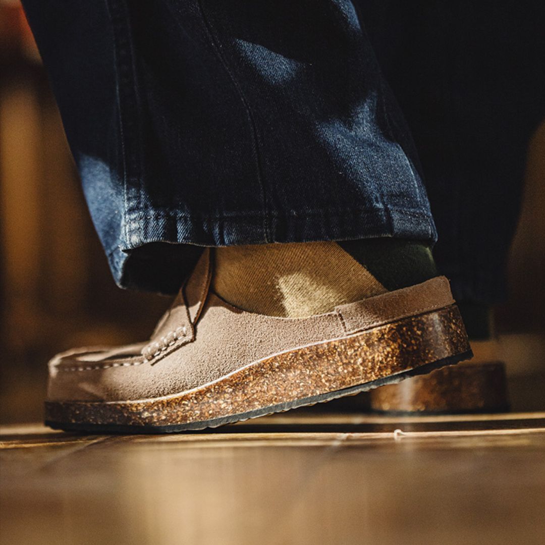Herren Hausschuhe für den Alltag ⎜ Bequeme Slipper mit Dickem Korksohlen-Design und Modernem Look