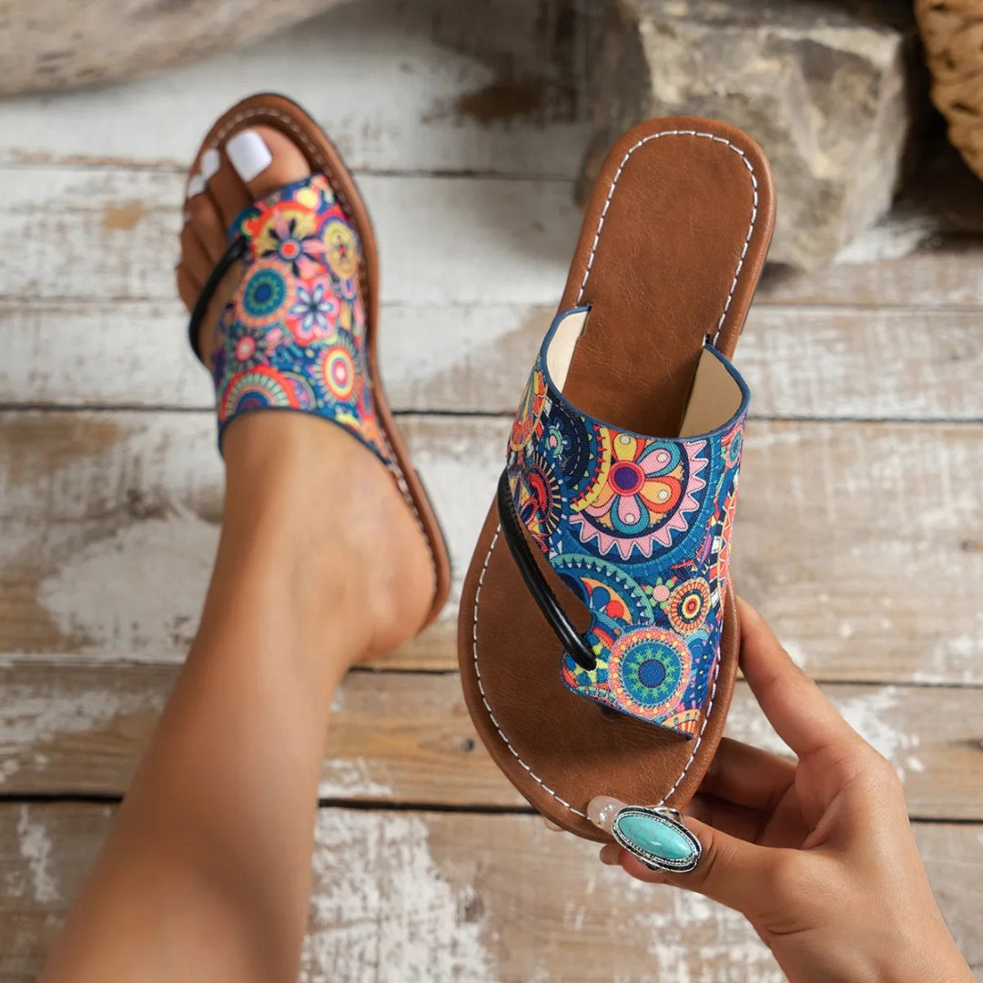 Zehentrenner-Sandalen für Damen ⎜ Atmungsaktive Sommerschuhe mit Buntem Print und Bequemer Laufsohle