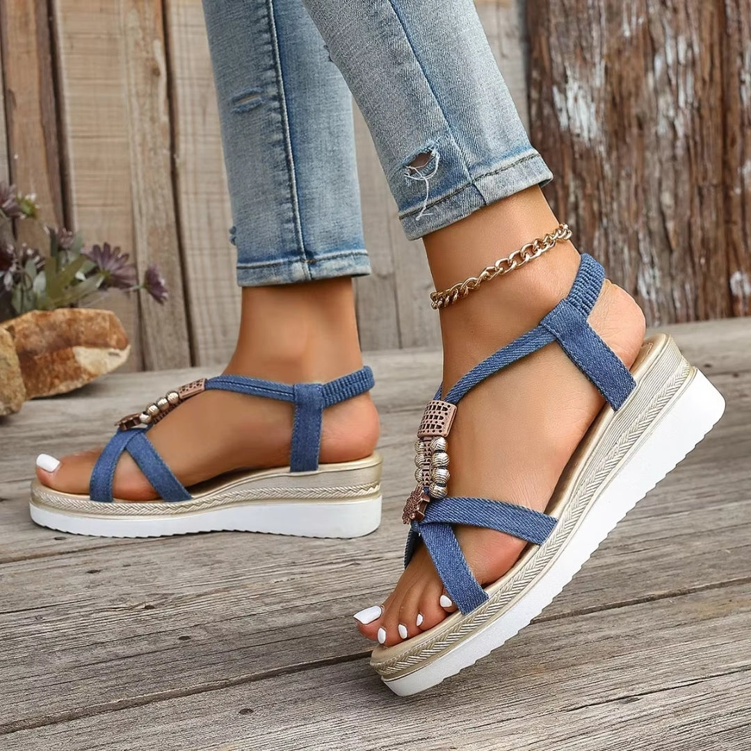 Keilsandalen für Damen ⎜ Offene Sommerschuhe mit Perlenverzierung und Bequemer Rutschfester Sohle