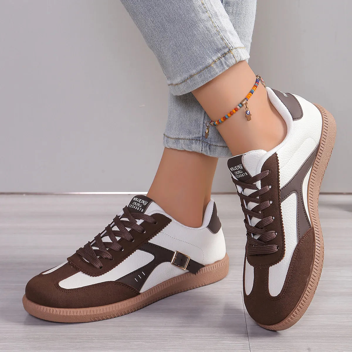 Sneaker für Damen ⎜ Bequeme Schuhe mit Klassischem Design und Rundem Zehenbereich für Alltag und Komfort