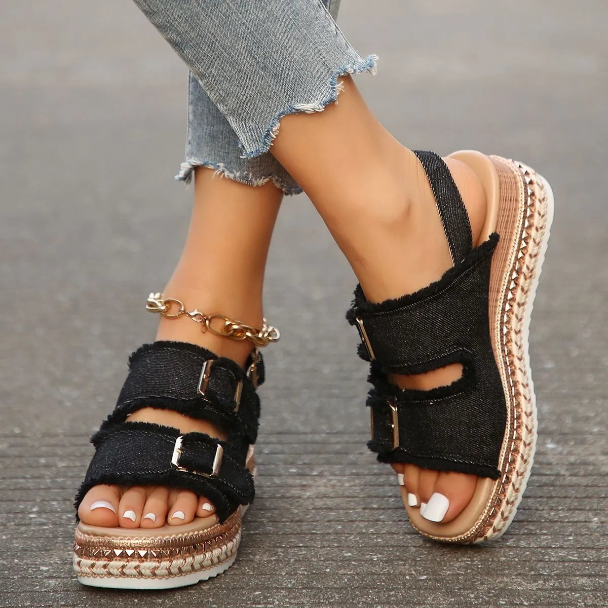 Damen Plateau Sandalen mit Doppel-Schnalle ⎜ Stylische Sommerschuhe im Retro Look für Strand und Freizeit