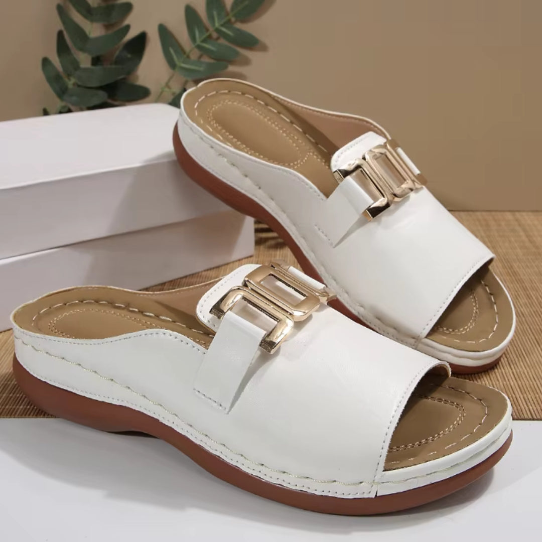 Plattform-Slipper für Damen ⎜ Modische Wedges mit Ketten-Design und dickem Absatz für den Sommer