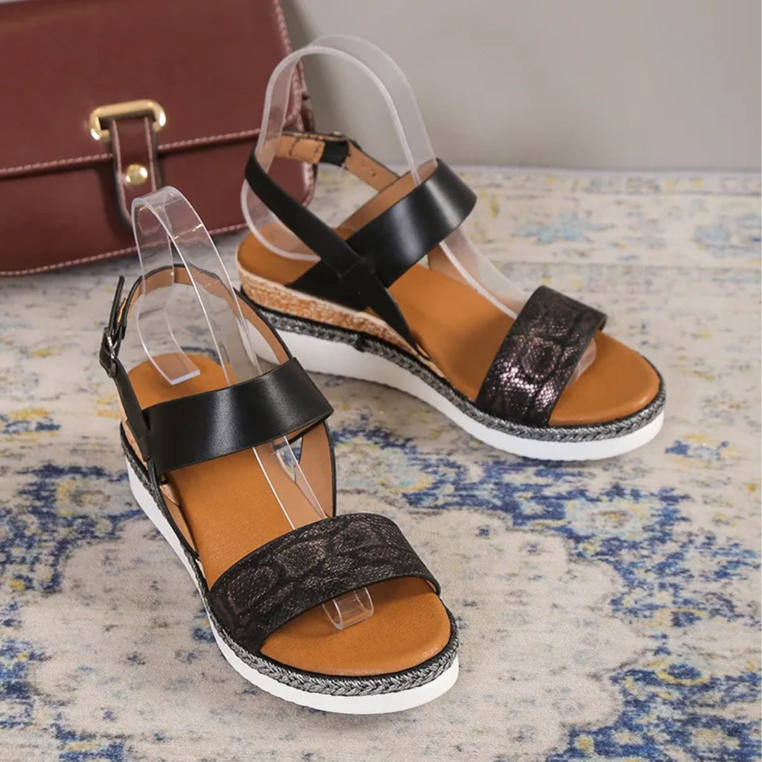 Keilsandalen für Damen ⎜ Bequeme Sommerschuhe mit Breiten Riemen und Weicher Sohle für Sicheren Halt