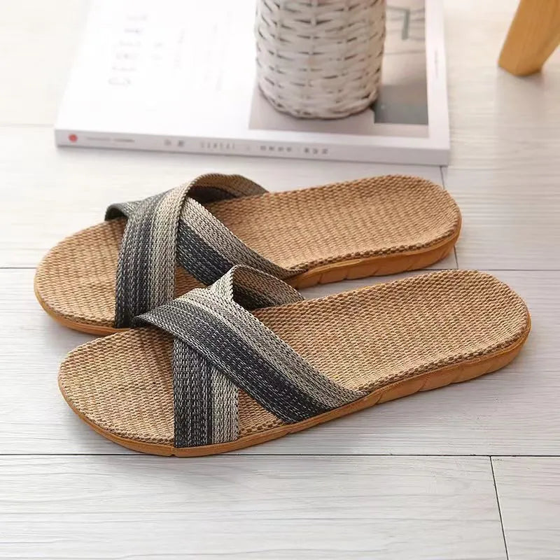 Linnen Slipper für Herren ⎜ Bequeme Hausschuhe mit rutschfester Sohle und atmungsaktivem Design