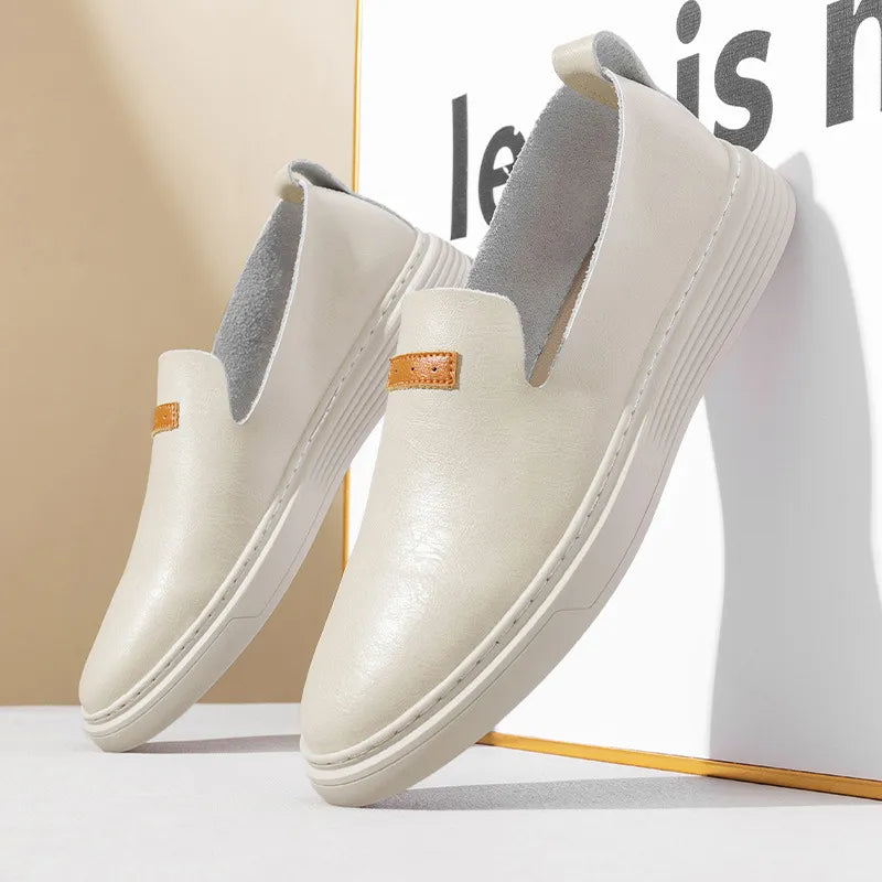 Herren Slip-On Schuhe ⎜ Bequeme Outdoor-Schuhe aus Leder für den Sommer und Freizeit