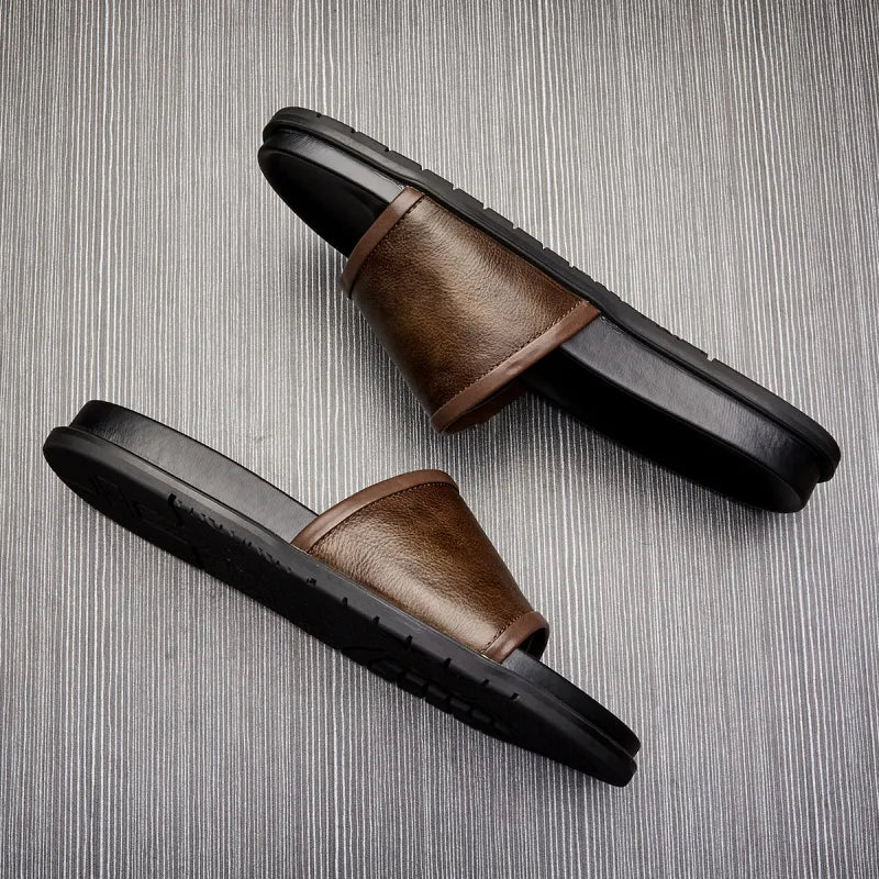 Herren Slipper aus echtem Leder ⎜Bequeme Sommer-Sandalen mit rutschfester Sohle für Outdoor-Aktivitäten