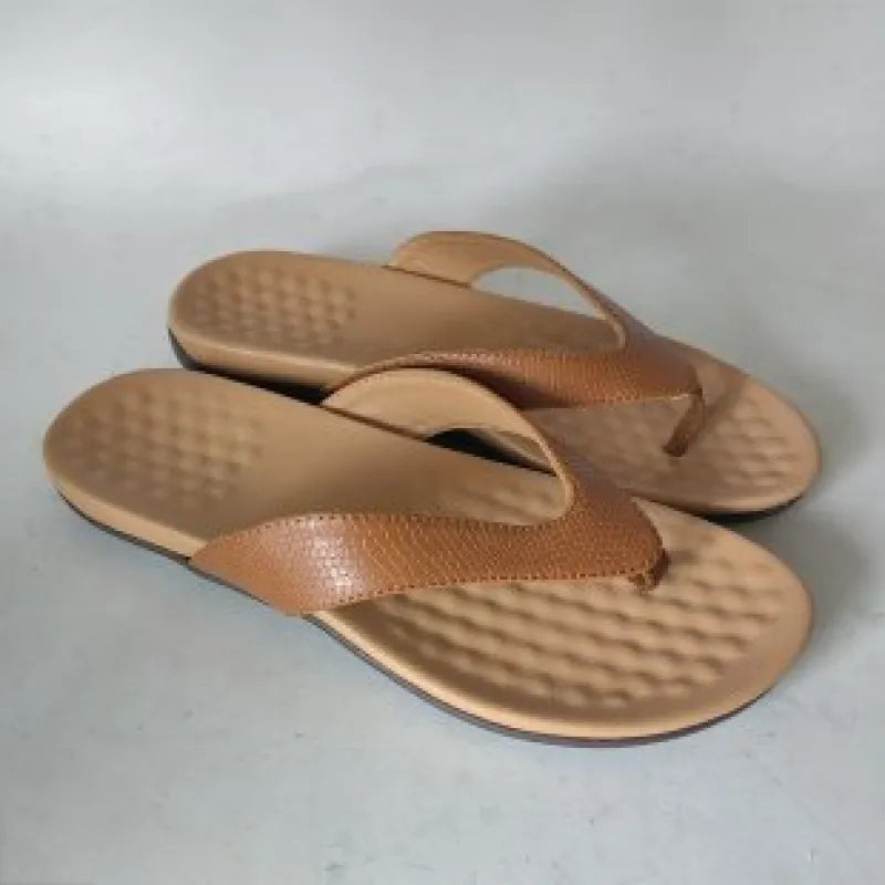 Damen Zehensandalen ⎜ Bequeme Sommerschuhe mit Breitem Riemen und Gepolsterter Sohle für Alltag & Strand