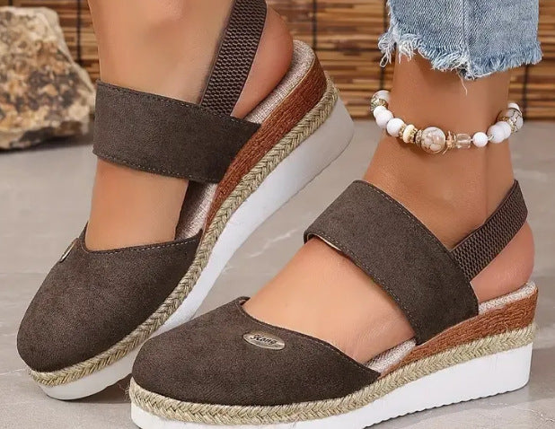 Damen Wedges mit elastischem Band ⎜ Bequeme Espadrilles mit Jute-Rohr-Details und geschlossenem Zehenbereich