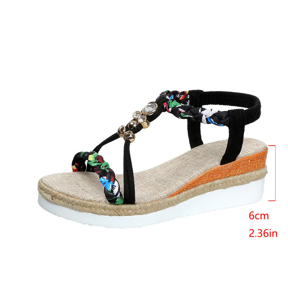 Damen Wedges mit geflochtenem Riemen ⎜ Komfortable Sandalen mit Perlen-Details und modischer Sohle