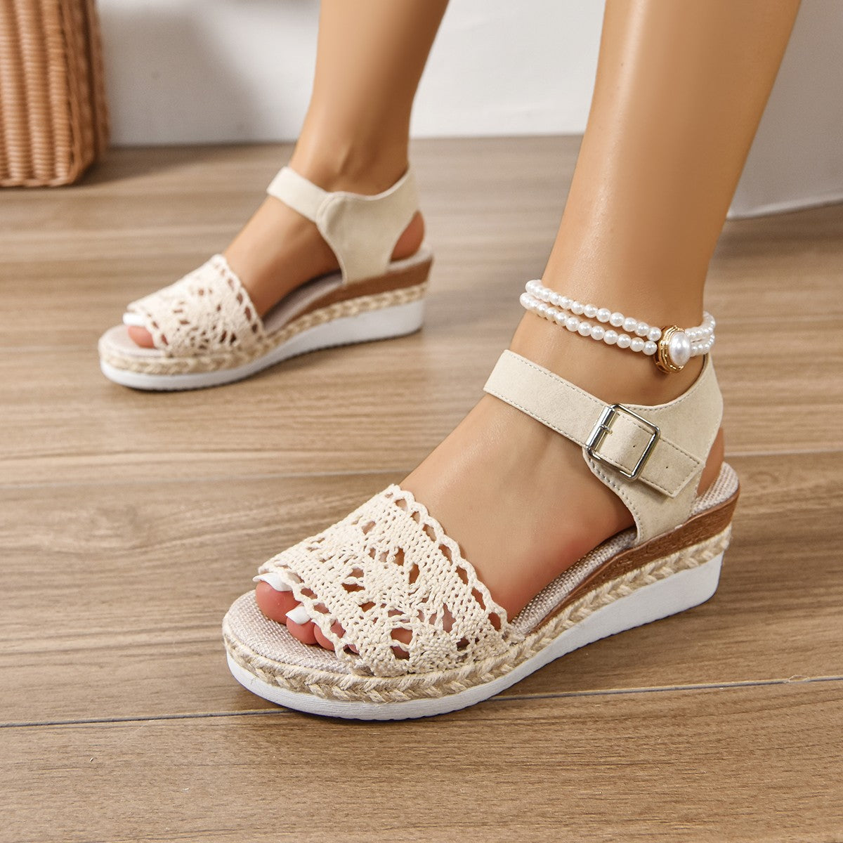 Damen Wedge Sandalen mit Riemen ⎜ Komfortable Schuhe mit Schnallenverschluss und modischem Design