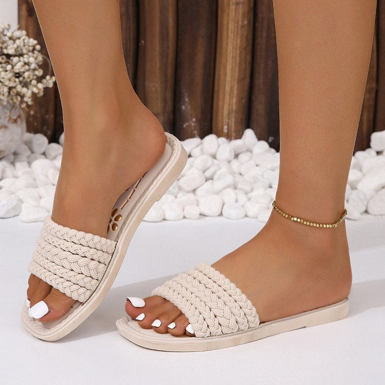 Flache Sandalen für Damen ⎜ Komfortable Schuhe mit geflochtenem Design und goldenen Details für den Sommer