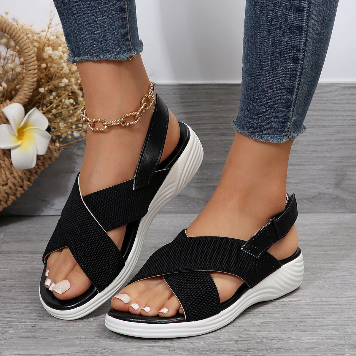 Damen Wedge Sandalen ⎜ Bequeme Schuhe mit Netzgewebe und Riemen für einen lässigen Look