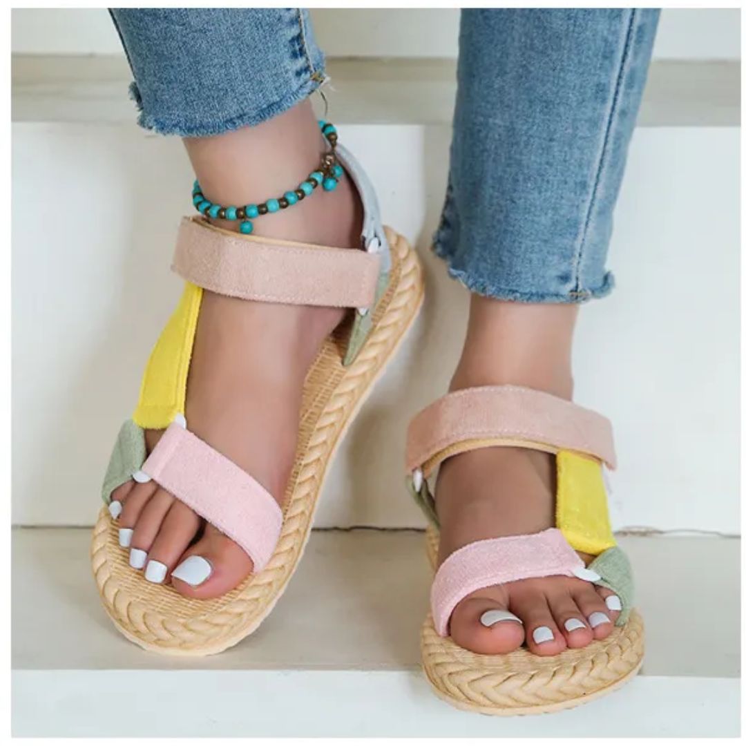 Sommer Sandalen für Damen ⎜ Bequeme Plateauschuhe mit Klettverschluss und buntem Design für Alltag und Strand