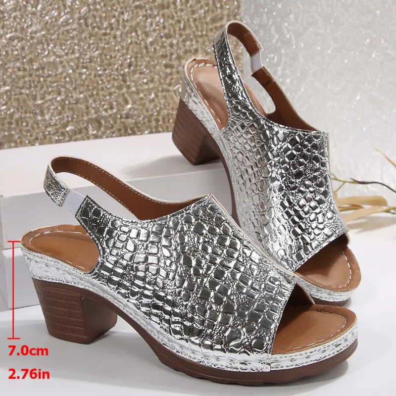 Blockabsatz Sandalen für Damen ⎜ Schicke Peeptoe-Schuhe mit glänzender Oberfläche und bequemem Tragekomfort