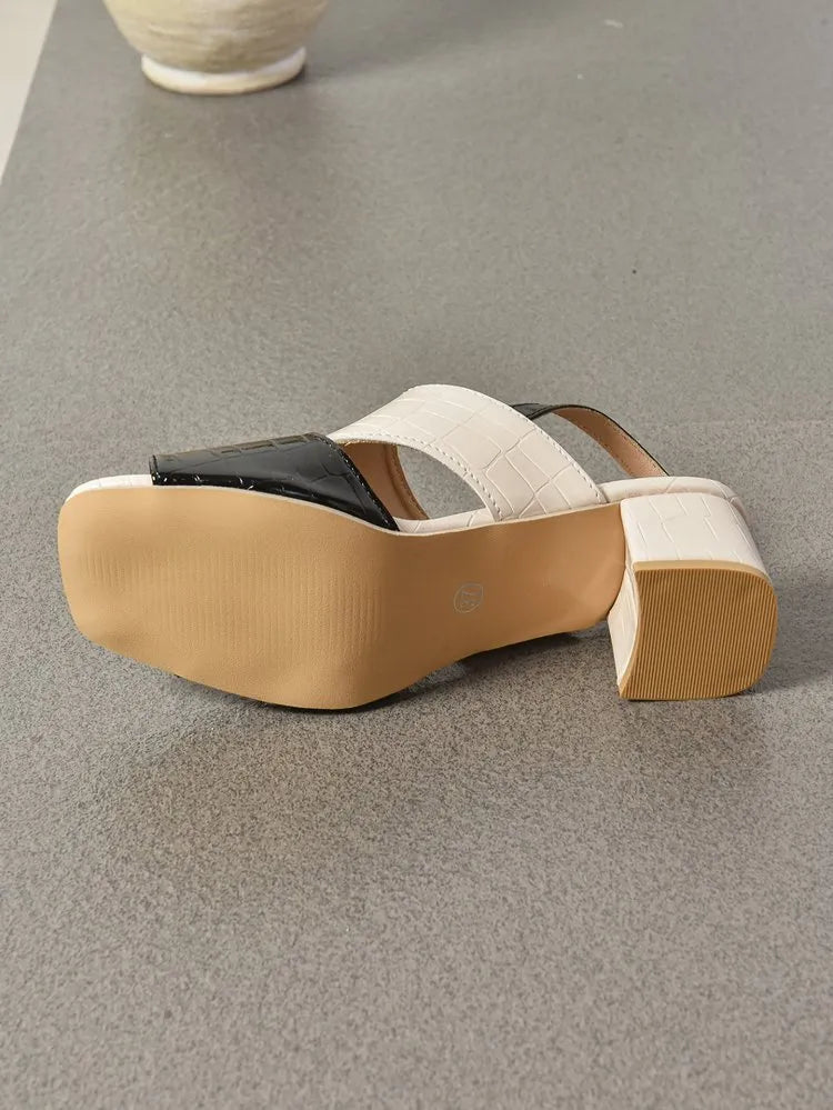 Damen Sandalen mit Blockabsatz ⎜ Modische Schuhe mit verstellbarem Riemen und Croco-Optik