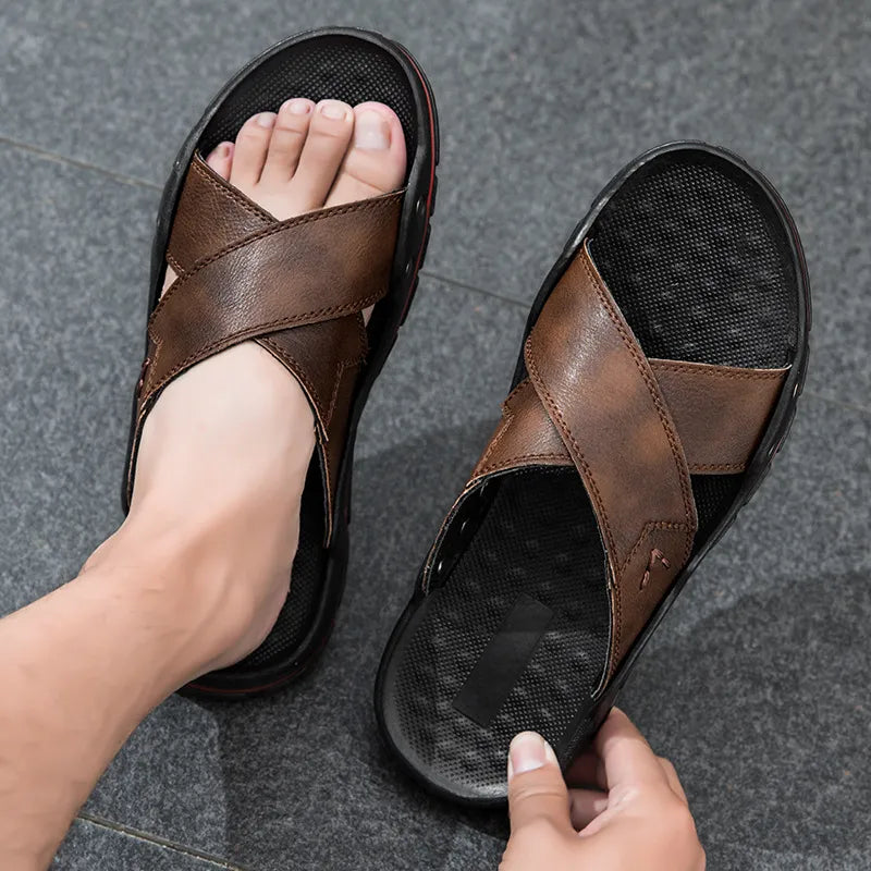 Herren Outdoor-Slipper ⎜ Bequeme Sandalen aus Rindsleder mit rutschfester Sohle für den Sommer