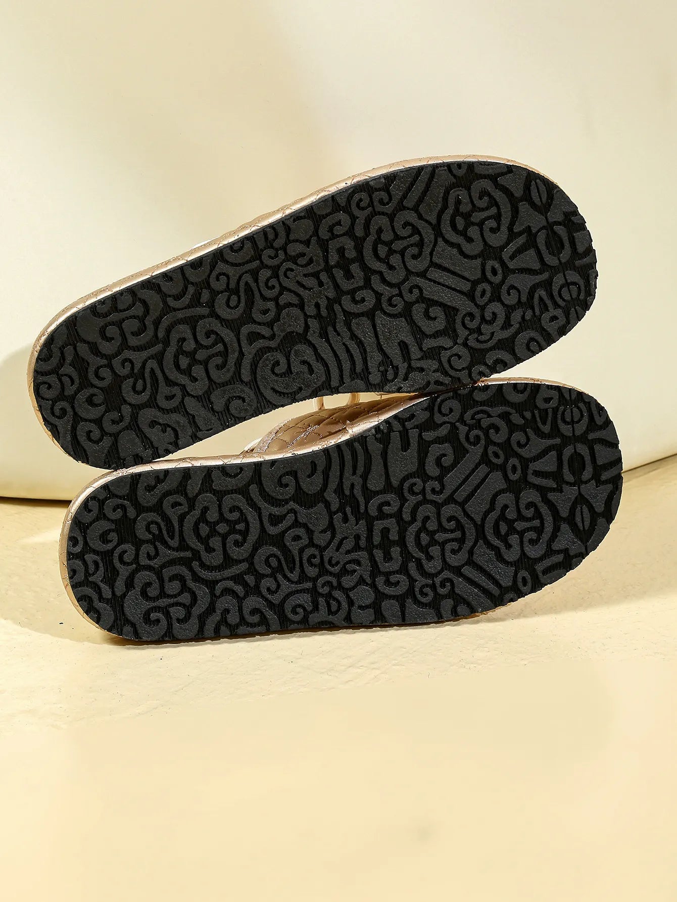 Bequeme Sandalen für Damen ⎜ Slip-ons mit Schnürung und gepolsterter Sohle für maximalen Komfort