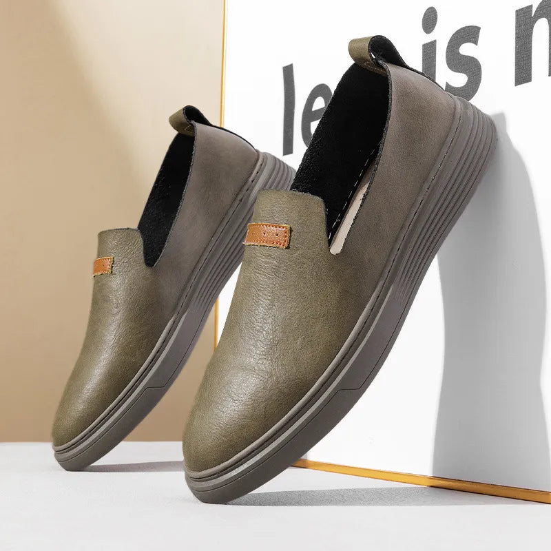Herren Slip-On Schuhe ⎜ Bequeme Outdoor-Schuhe aus Leder für den Sommer und Freizeit