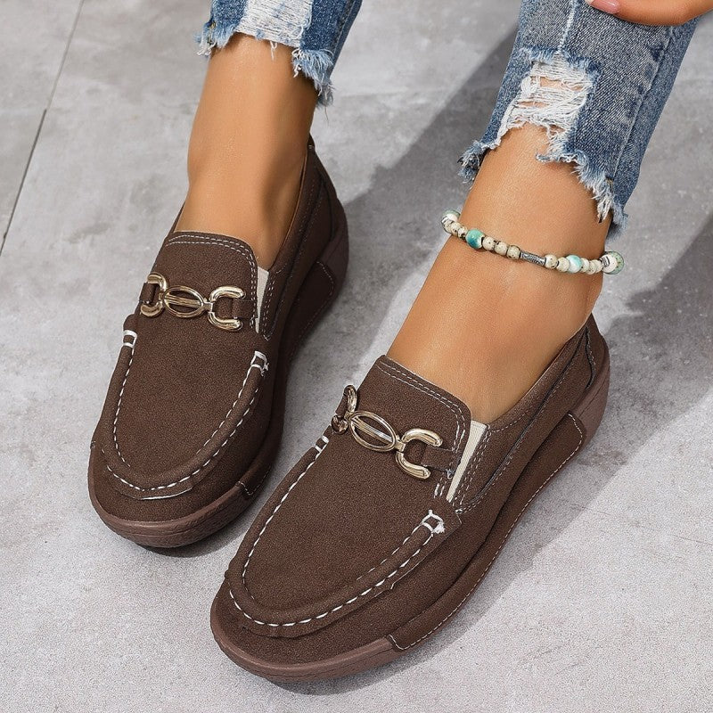 Mokassins für Damen ⎜ Bequeme Slip-On Schuhe mit Metall-Accessoire und klassischem Design