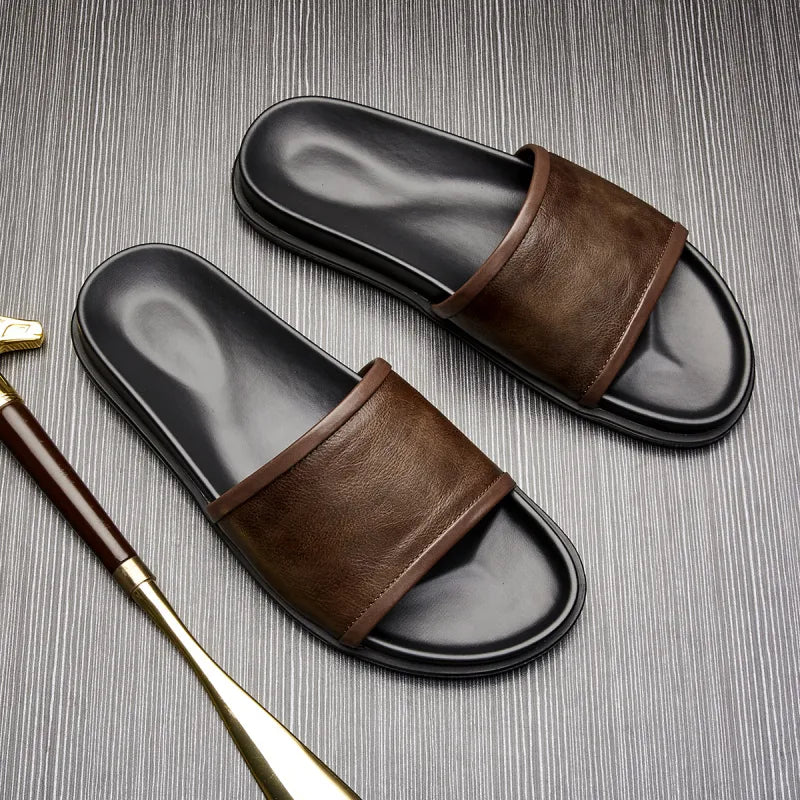 Herren Slipper aus echtem Leder ⎜Bequeme Sommer-Sandalen mit rutschfester Sohle für Outdoor-Aktivitäten