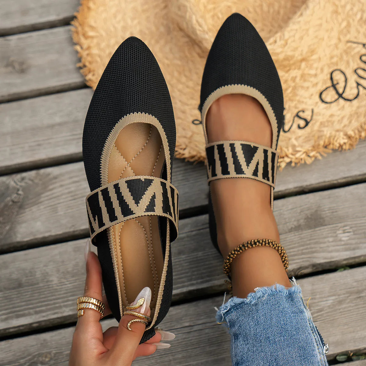 Flache Ballerinas für Damen ⎜ Bequeme Schuhe mit Streifenmuster und spitzem Zehenbereich für Sommer und Stil