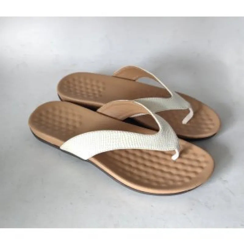 Damen Zehensandalen ⎜ Bequeme Sommerschuhe mit Breitem Riemen und Gepolsterter Sohle für Alltag & Strand