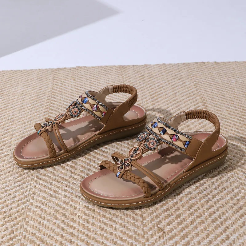 Boho Sandalen für Damen ⎜ Bequeme Sommerschuhe mit Perlen, Strass und elastischem Riemen in Komfortgröße